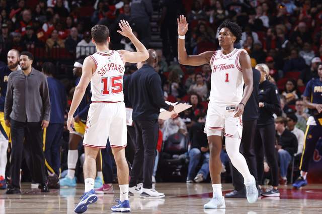 乐鱼体育下载-火箭小将爆发！乌度卡应给他更多球权 KD：他是情绪非常稳定的人